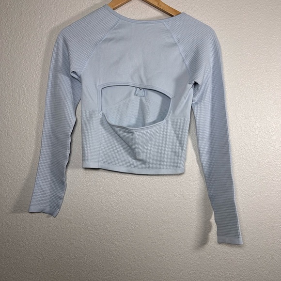Free People Movement Light Blue Women's Long Sleeve Top M/L - Picture 6 of 6